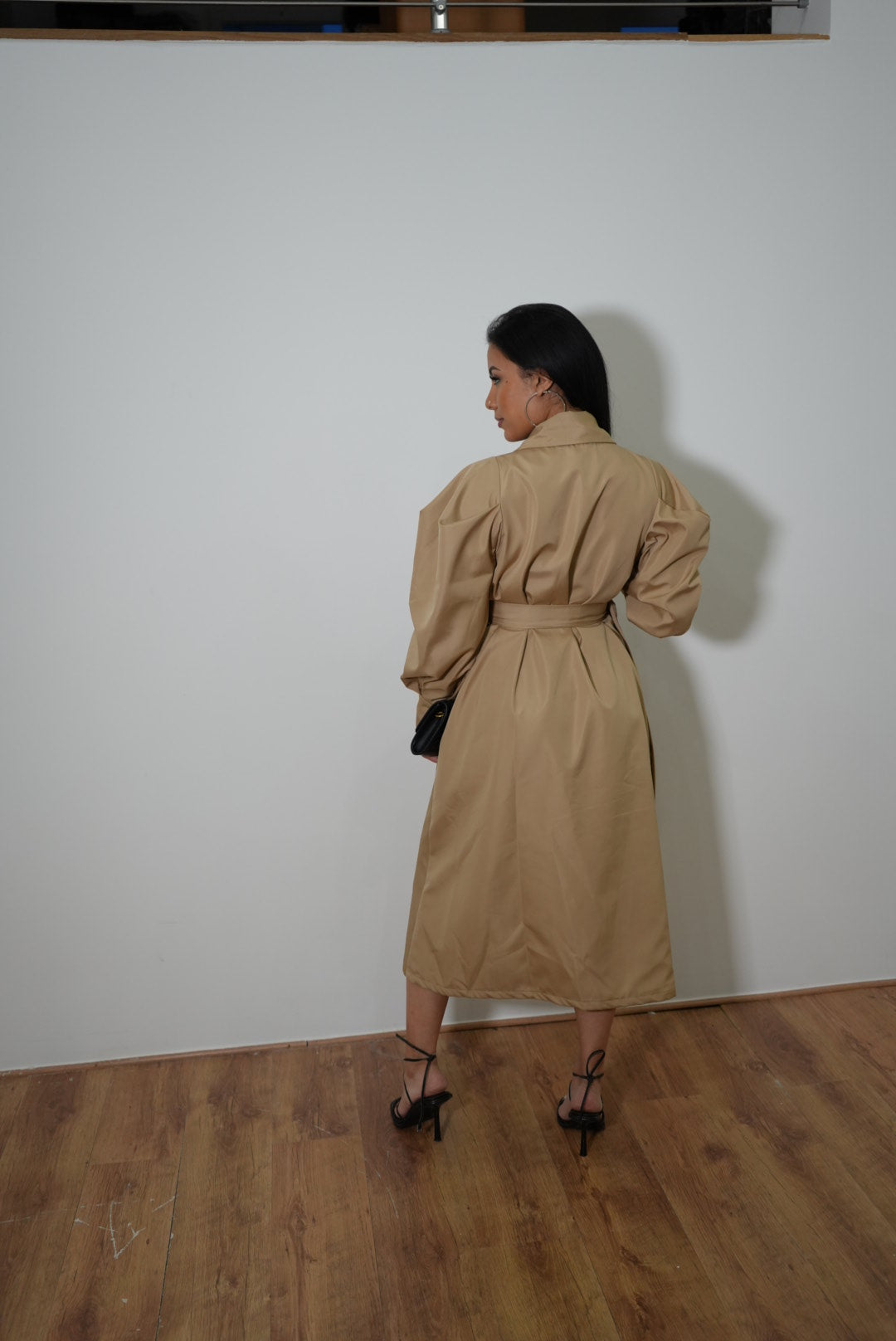 Trench coat manches bouffantes