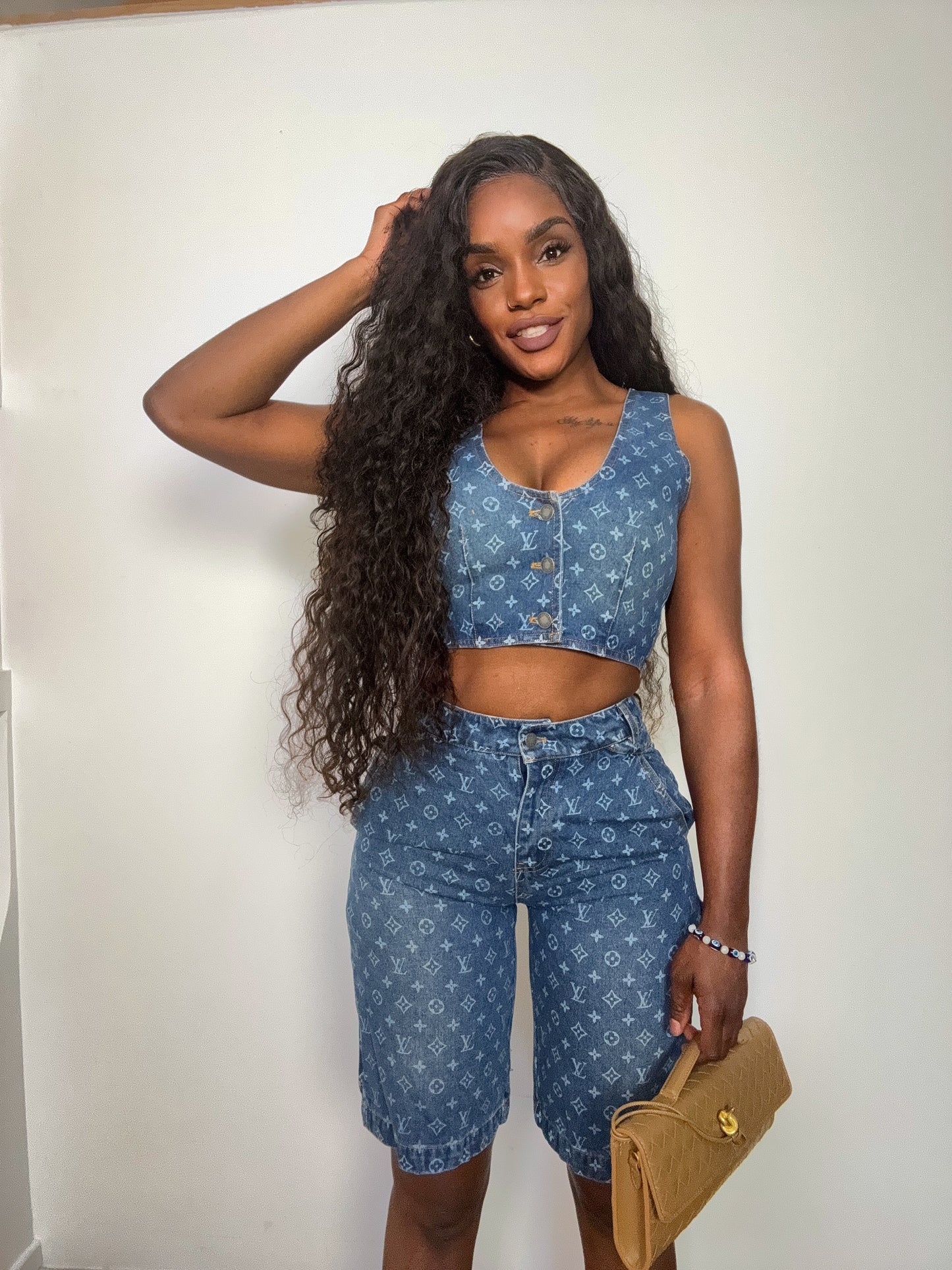 Ensemble Denim Monogramme – Haut Boutonné + Bermuda (Taille L)
