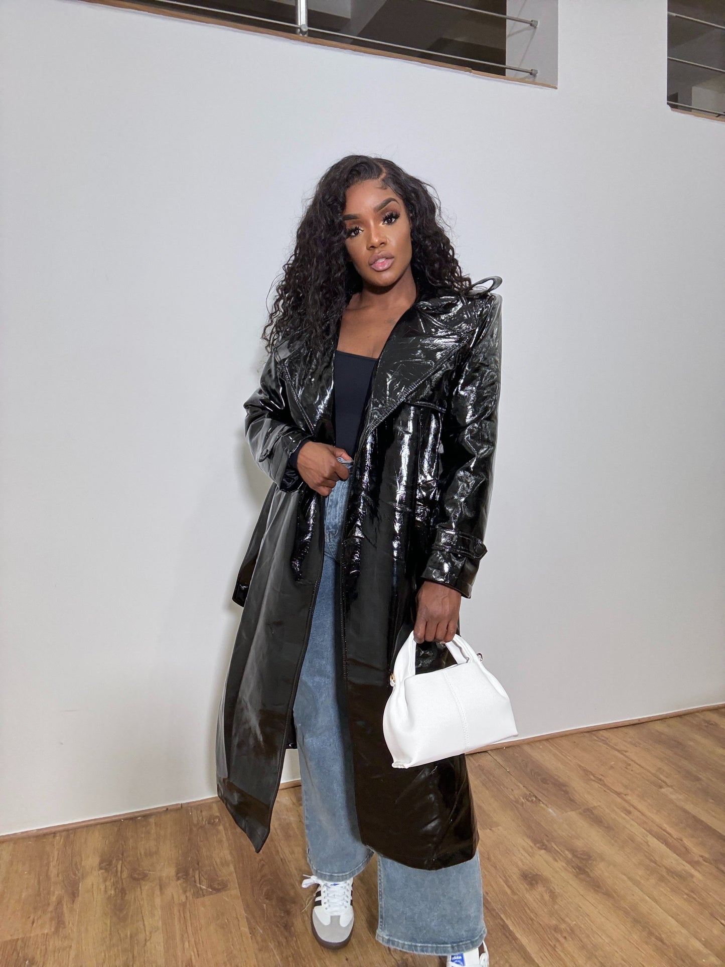 Manteau Long Effet Vinyle Noir pièces limitées