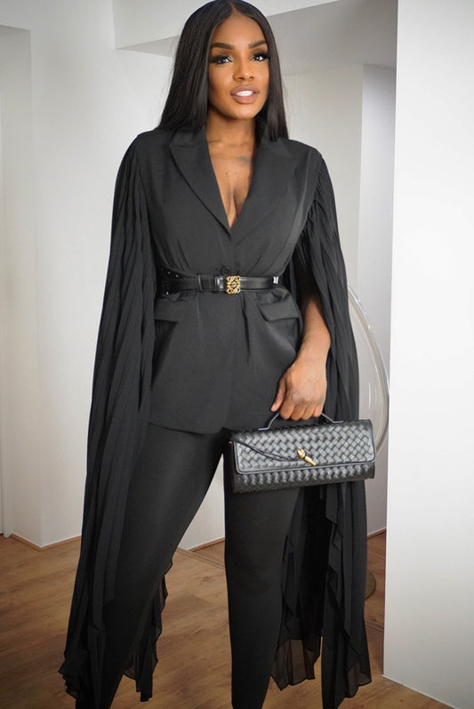 Veste cape noire élégante