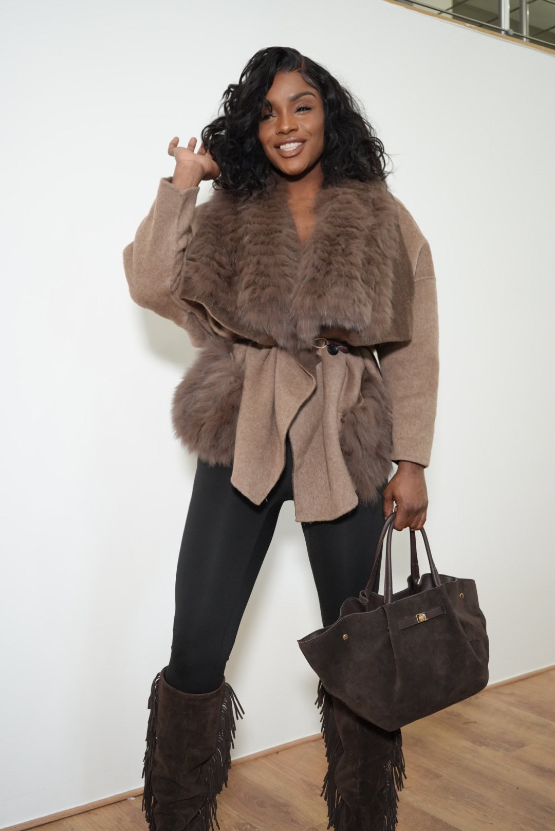 Manteau en laine avec col en fausse fourrure – DDF OUTFIT