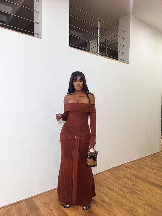 Robe longue marron moulante nœud