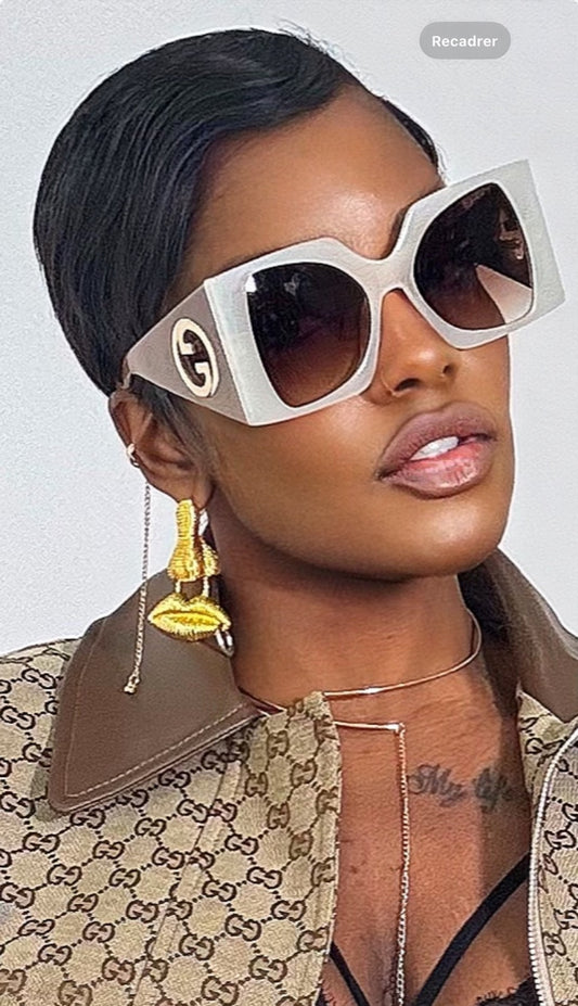 Lunettes Oversize Chic – Édition Prestige